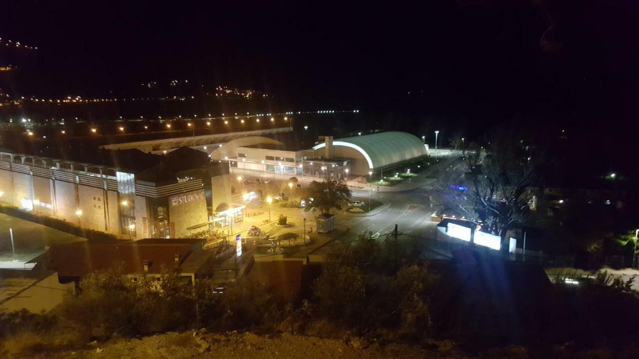 Apartman Ana Omiš Exterior foto